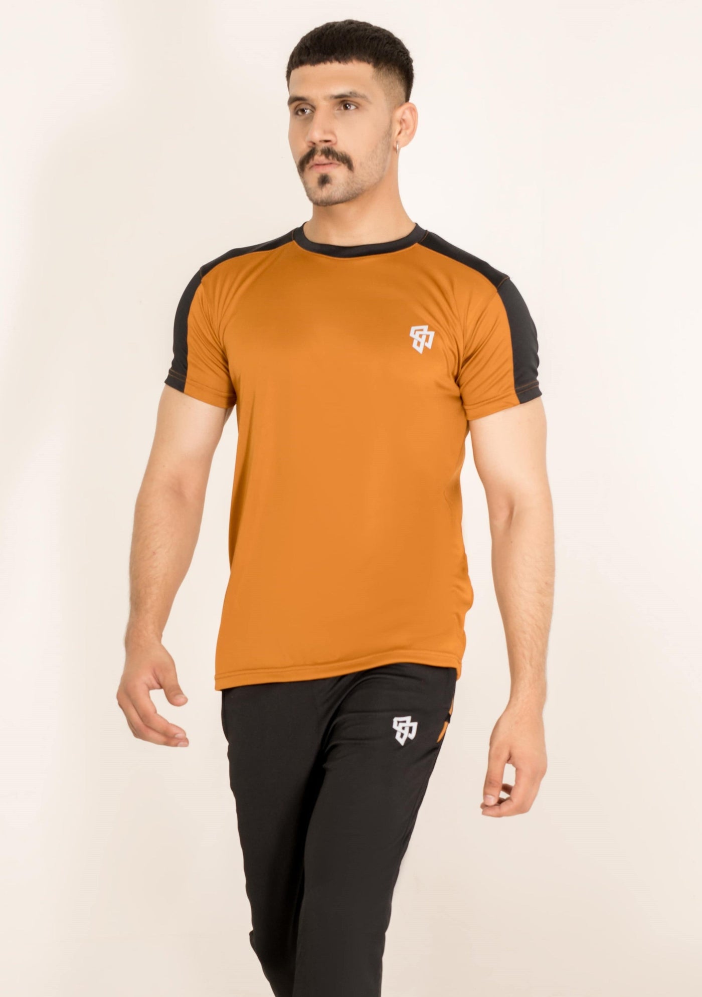 Ammazer Mustard/Black Activewear