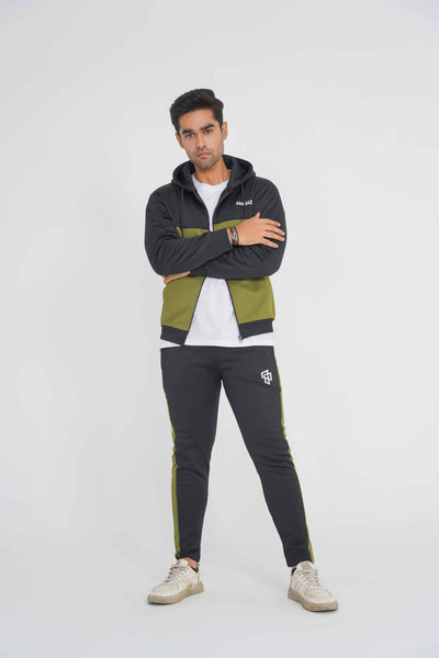 Hide & Seek Green/Black Winter Active wear