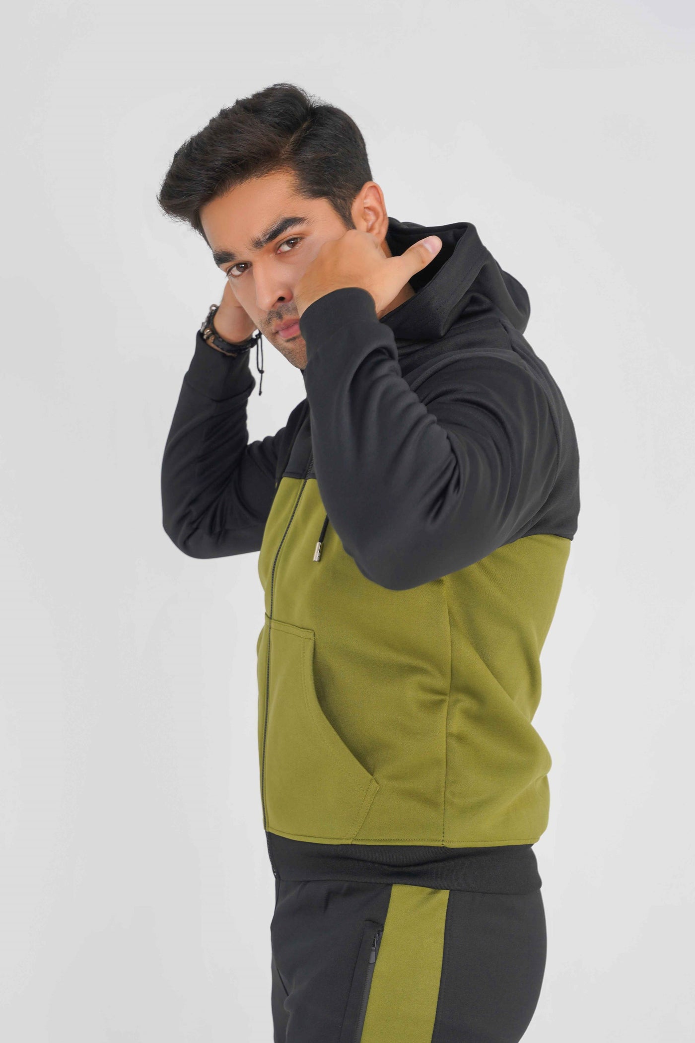 Hide & Seek Green/Black Winter Active wear